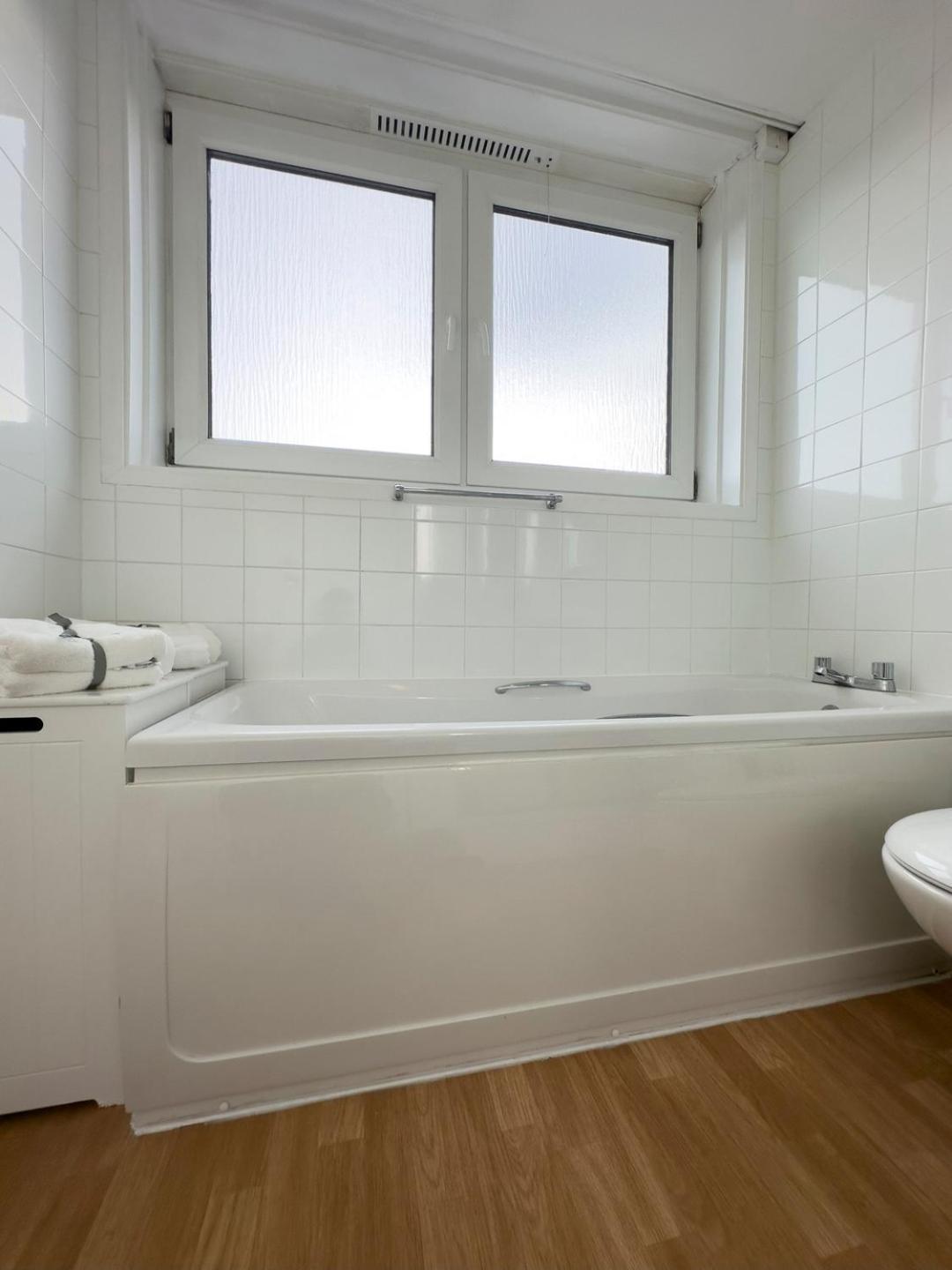 Scandi Style Duplex Sleeps 6 Linlithgow Eksteriør bilde